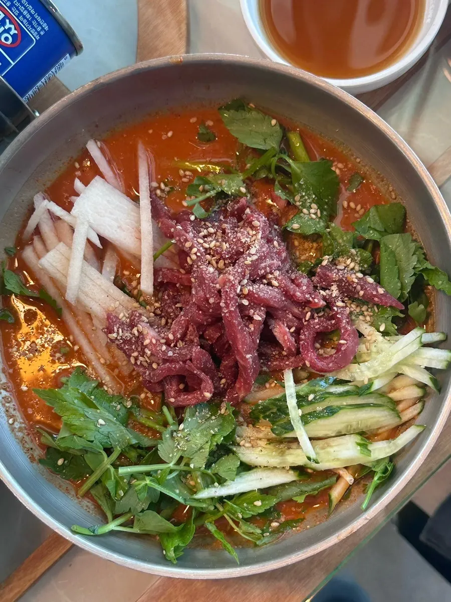 첨성대 모양으로 만든 효은옥 첨성대떡갈비
