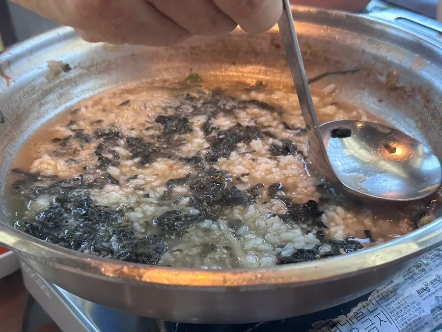 효은옥 경주분점 가족 식사 테이블 전경