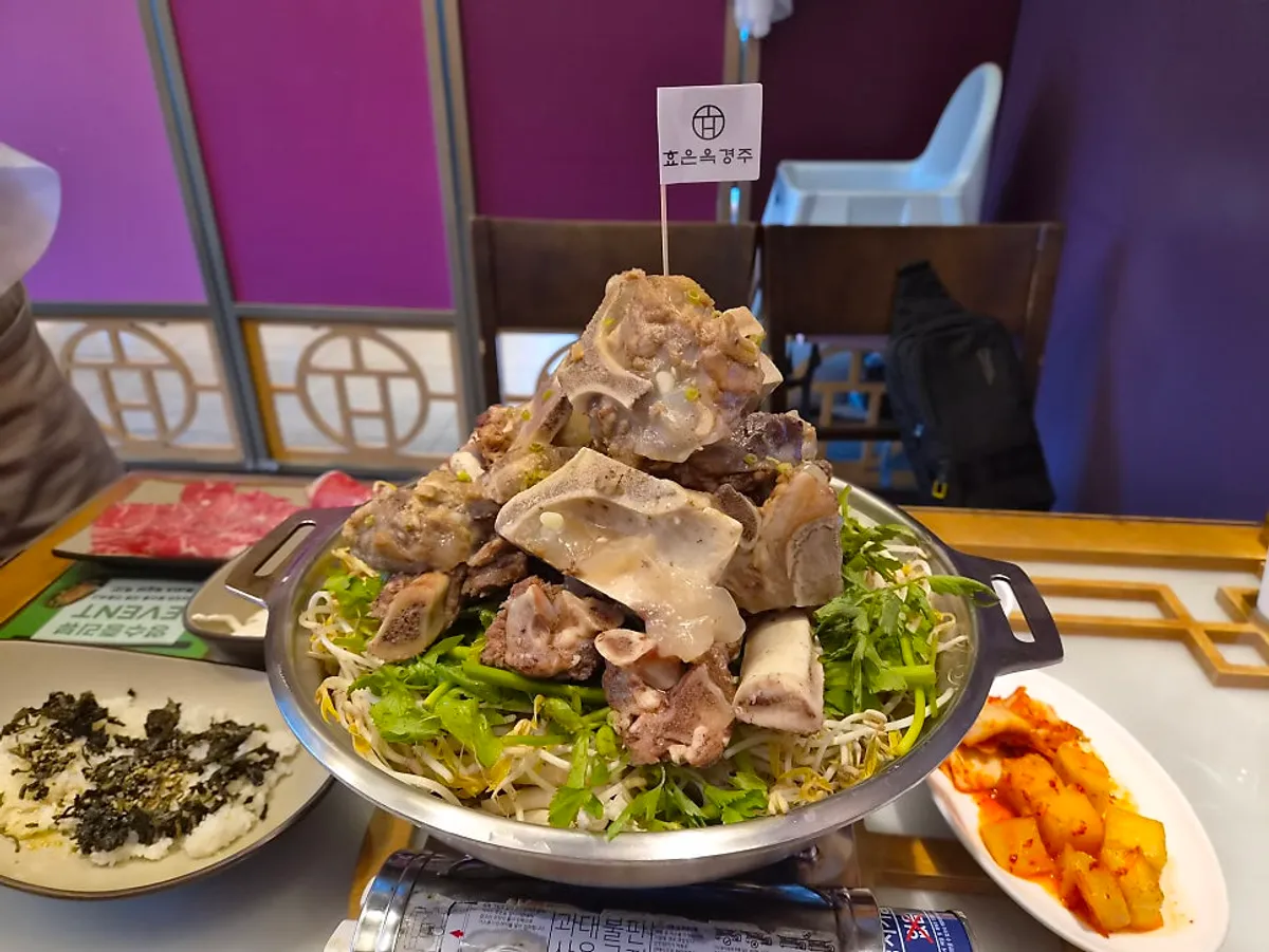 효은옥 경주분점 뼈베레스트 소갈비전골 대표 사진