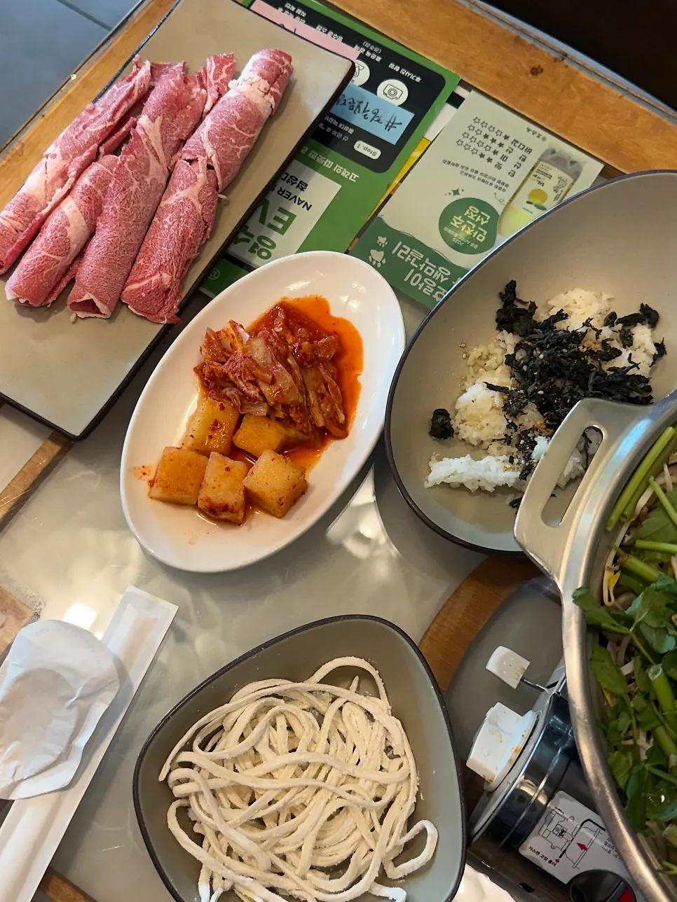 뼈에서 잘 발리는 소뼈전골 고기