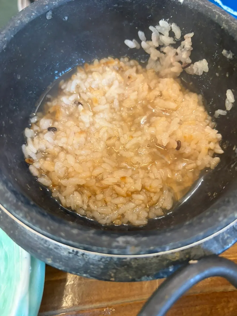 매콤한 국물에 졸인 무와 감자