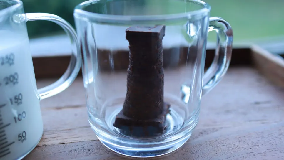 Chocolate latte topped with a Cheomseongdae-shaped chocolate