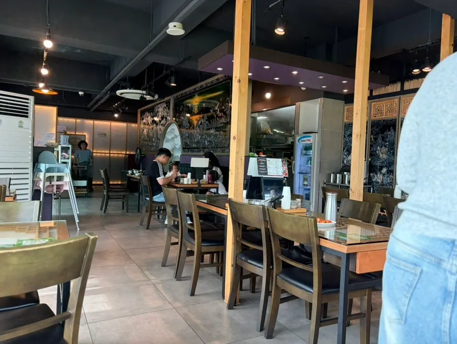 보통 맛으로 주문한 뼈베레스트 전골