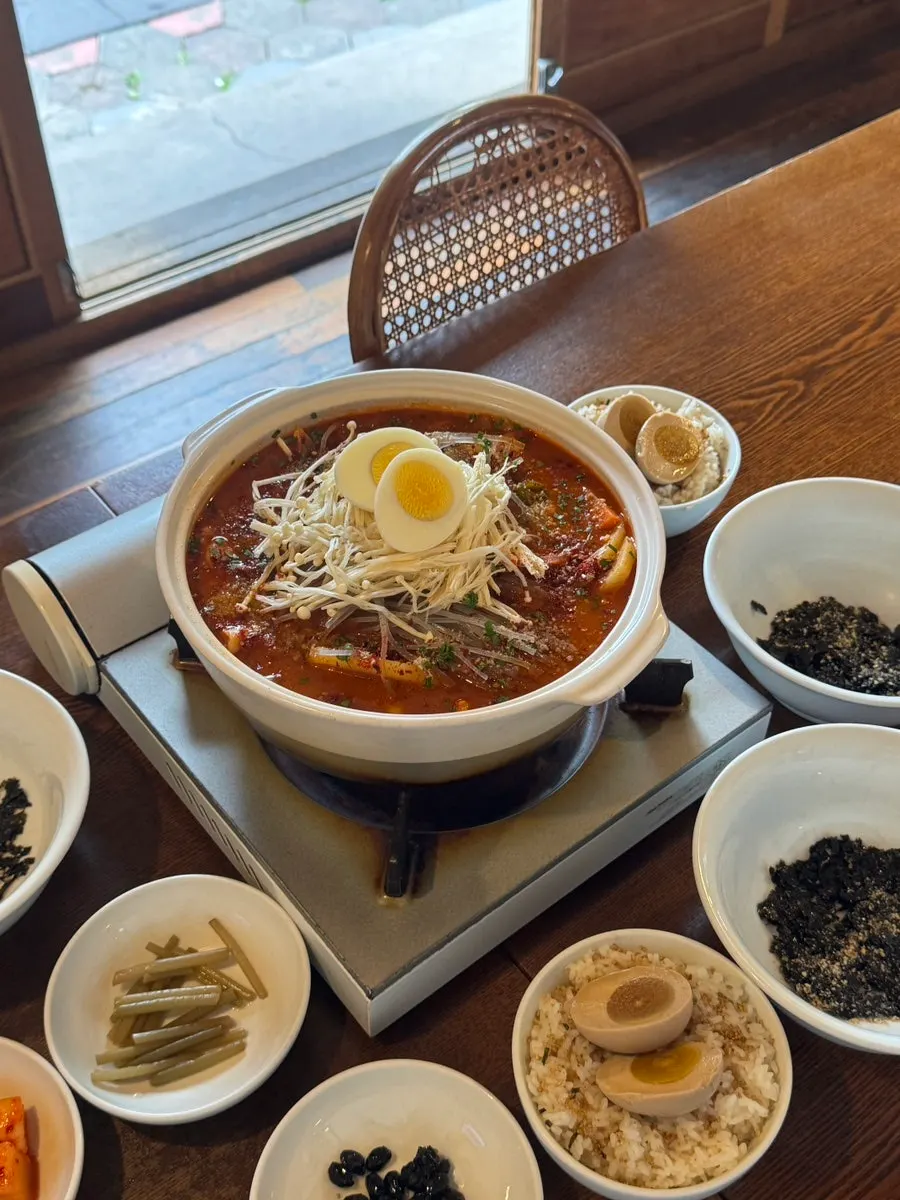 Foto hidangan sampingan Dongyang Baekban