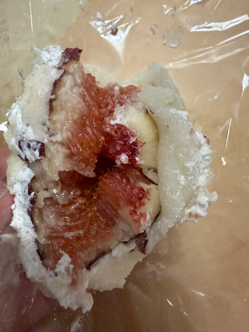 Chewy fig mochi from Tareudang