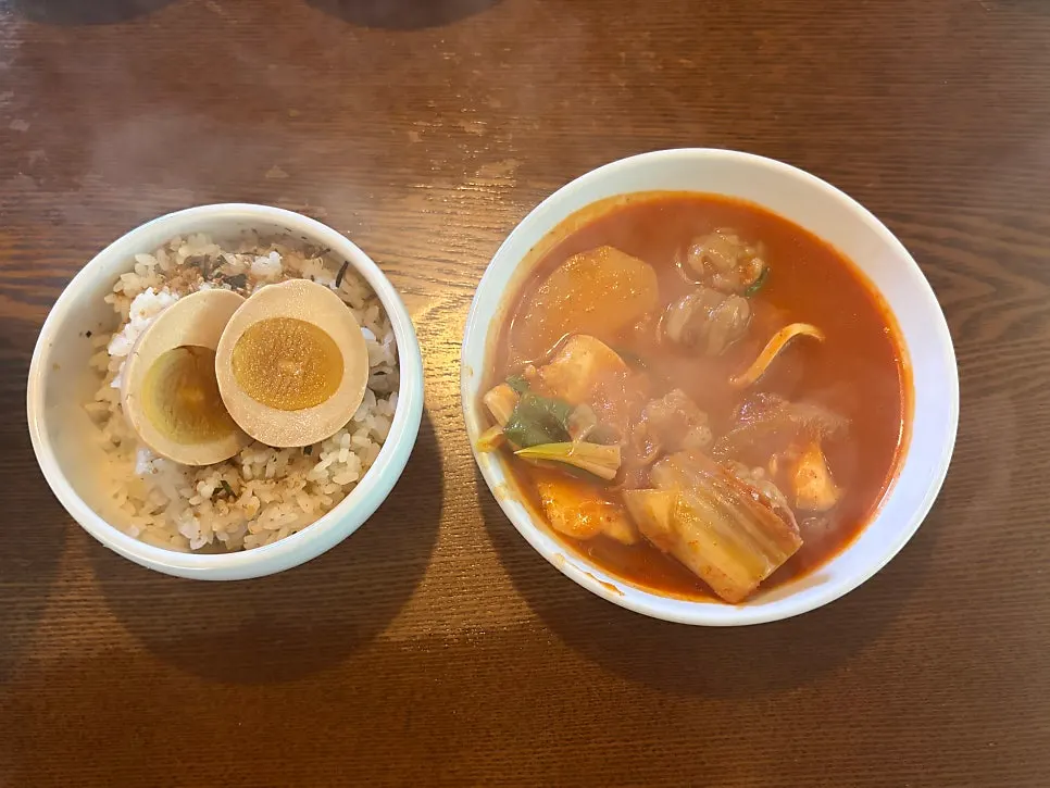 Generous portion of Korean beef tripe hot pot