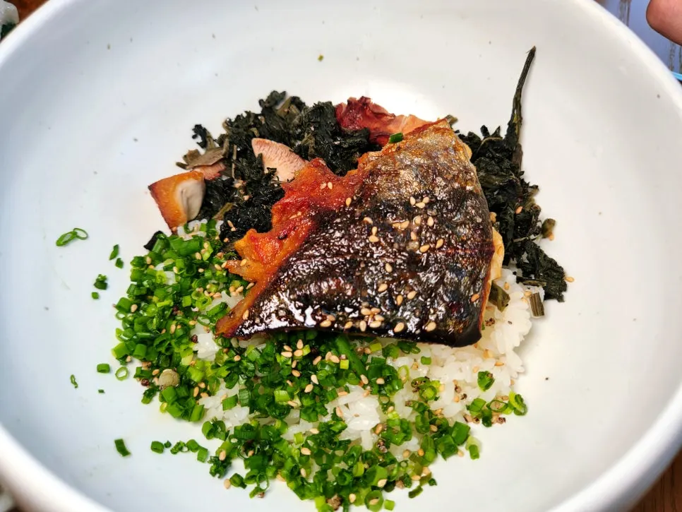 Mild Spanish mackerel gondre rice