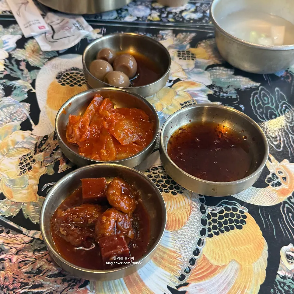 Rib stew menu board at Hwangnam Dukkebi