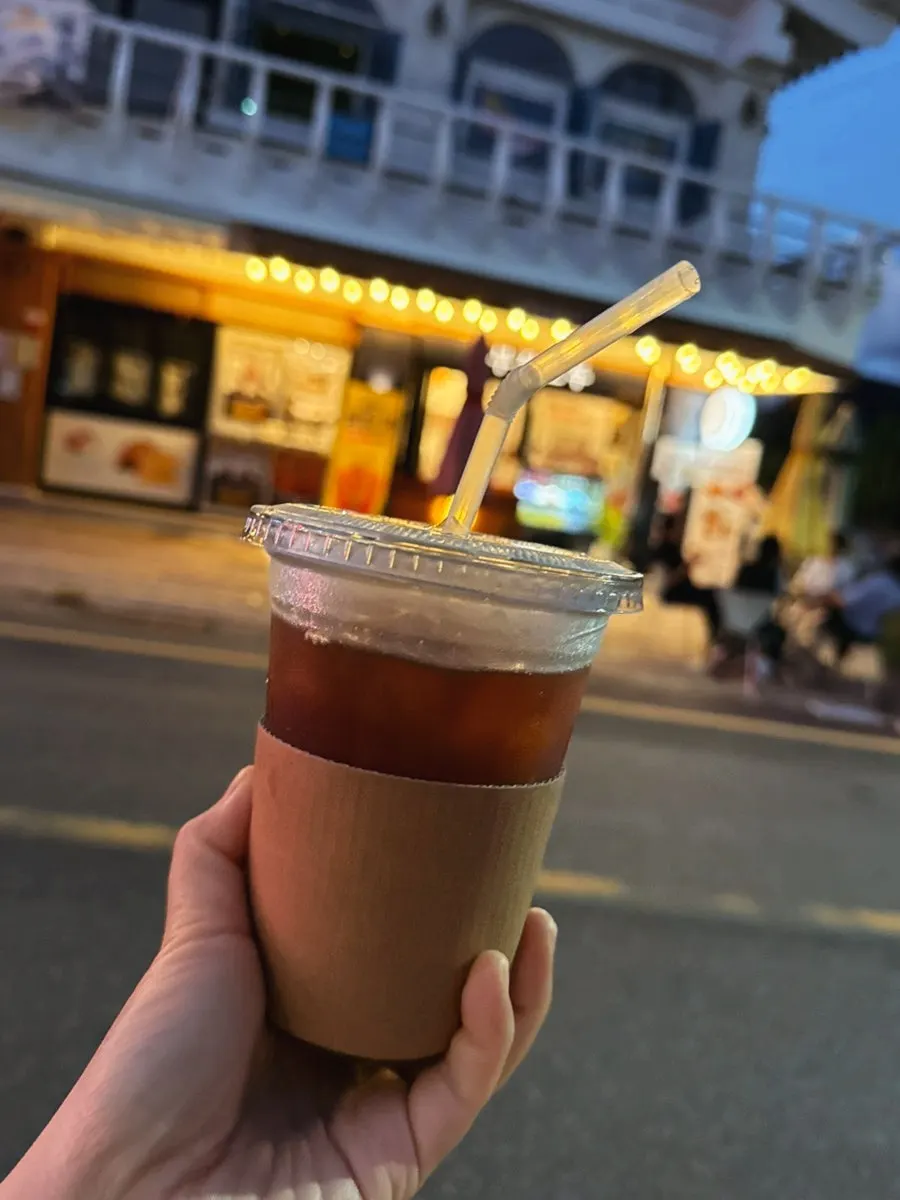 Iced americano ordered alongside