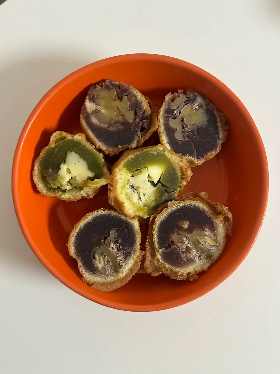 A nutty-tasting walnut pastry