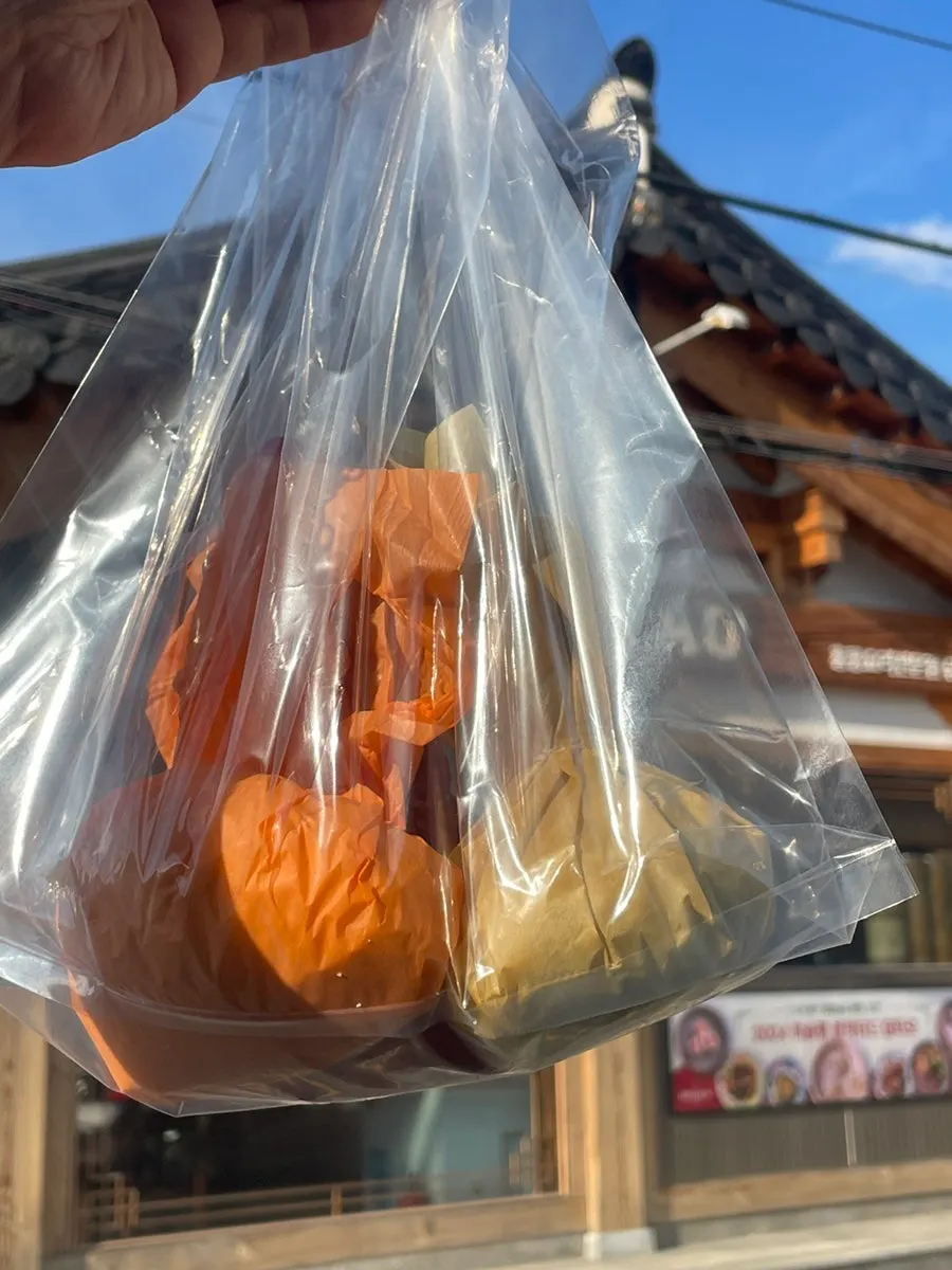 Fruit mochi from Tareudang in Hwangnidang-gil, Gyeongju