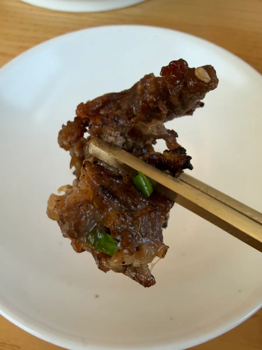 Close-up of the sweetly seasoned crispy bulgogi