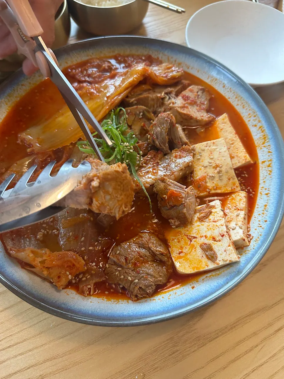 푹 익은 김치와 돼지고기