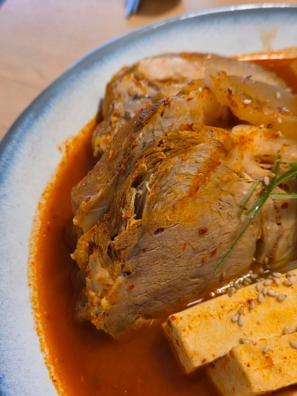 국내산 앞다리살 푹 삶은 돼지 포기김치찜