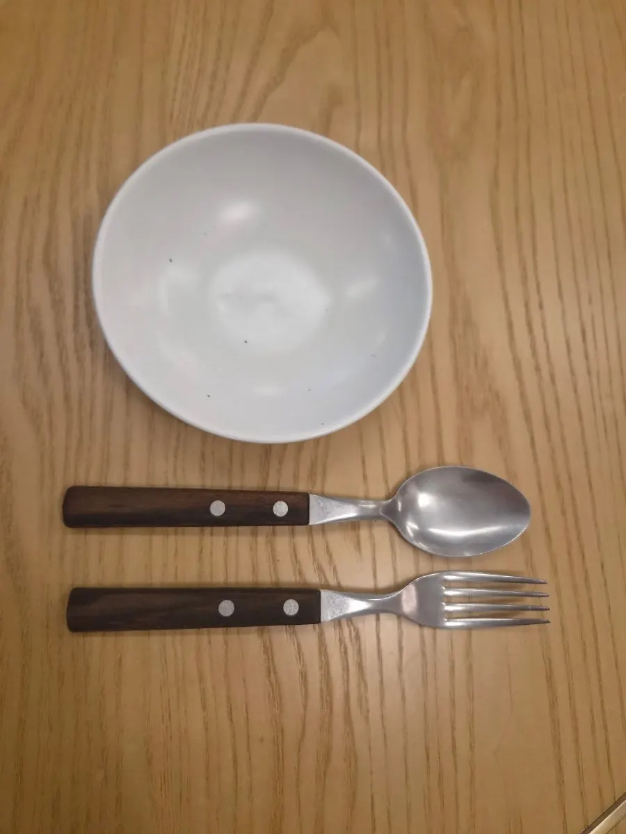 고유 테이블에 차려진 주문 메뉴 한 상