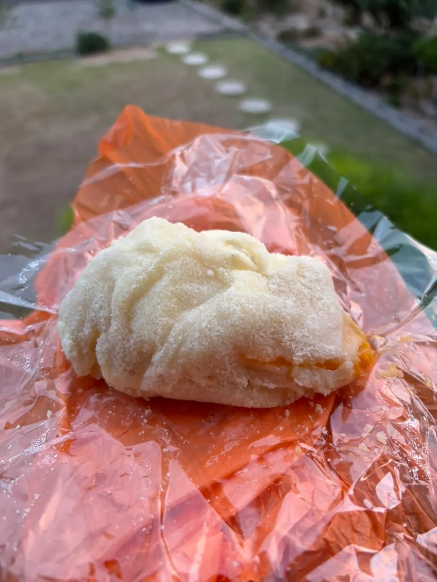통망고가 들어간 망고모찌 단면