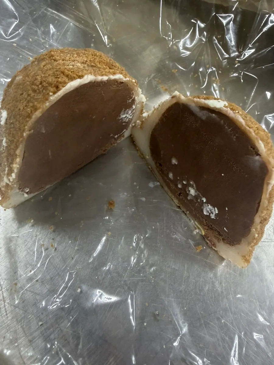 다크초코 맛 초코모찌 단면