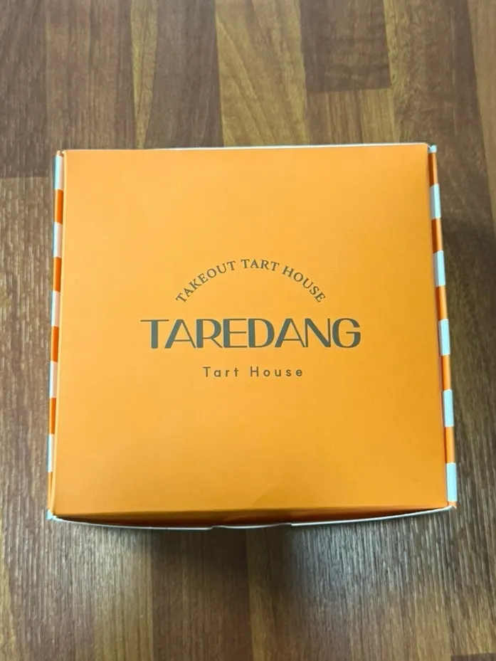 Tareudang cooler bag packaging with an ice pack