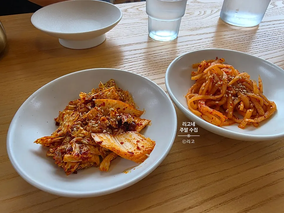 Goyu's basic side dishes, kimchi and soup