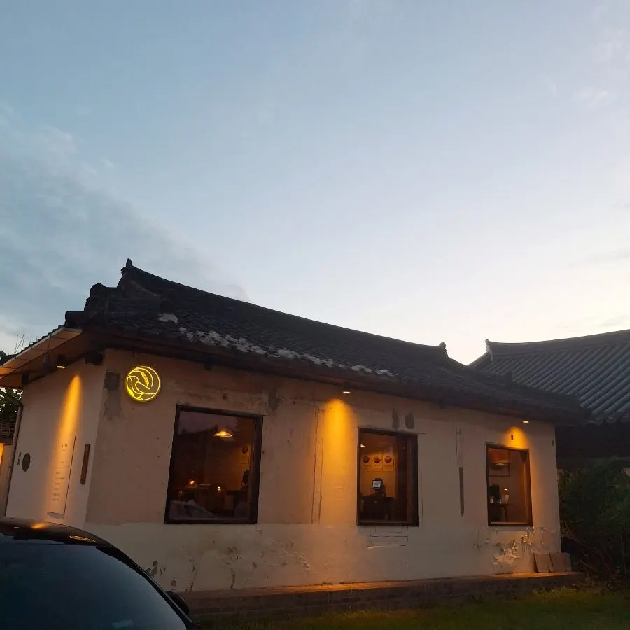 Dongyang Baekban location and hours information