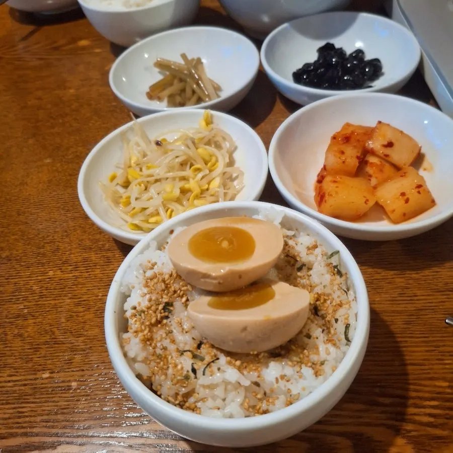 A bowl of rice made with Koshihikari rice