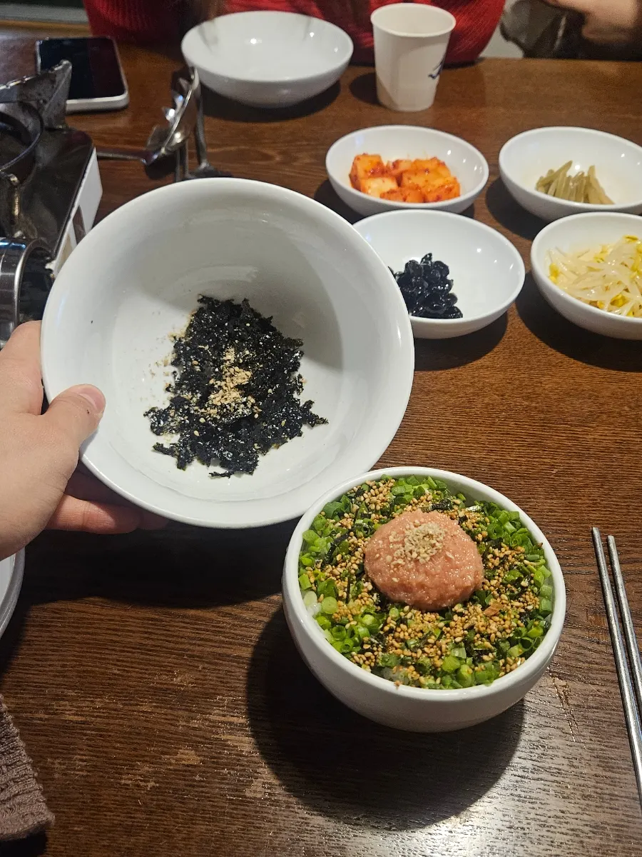 A bowl scooped from the tripe hot pot with broth