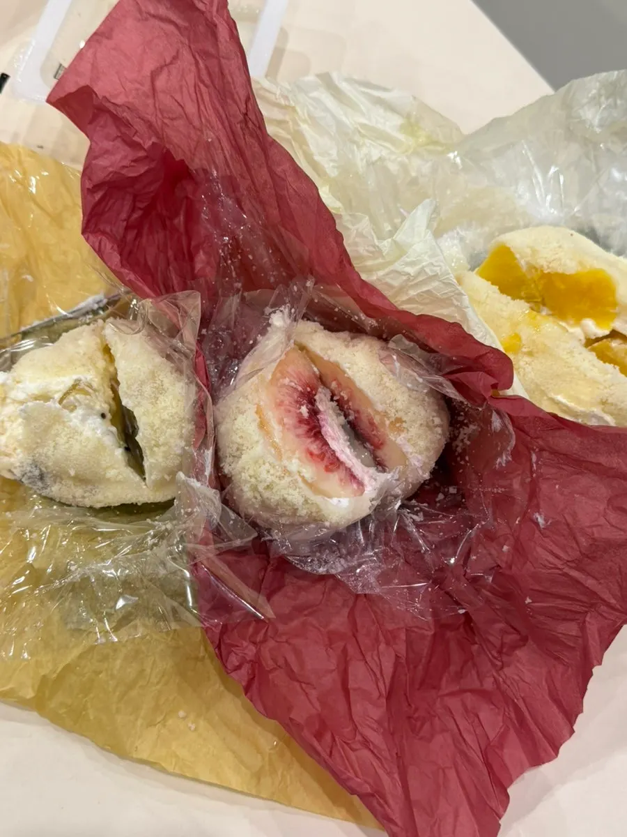 복숭아가 들어간 모찌 단면