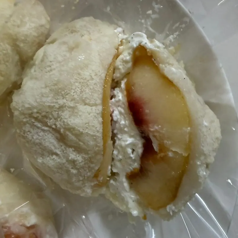 Peach yogurt mochi that kept its shape