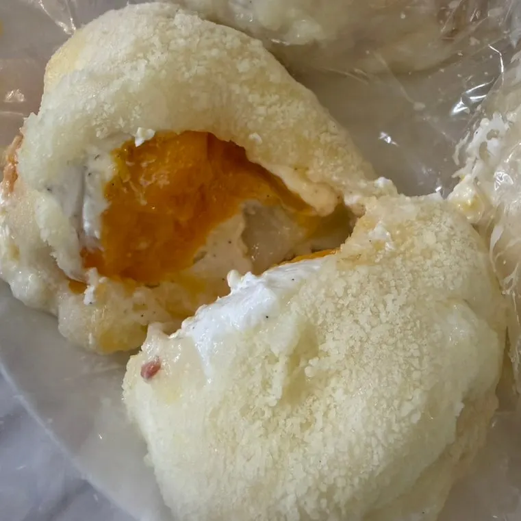 Peach mochi interior full of yogurt cream