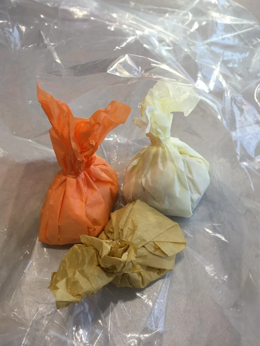 Paper-wrapped Tareudang fruit mochi