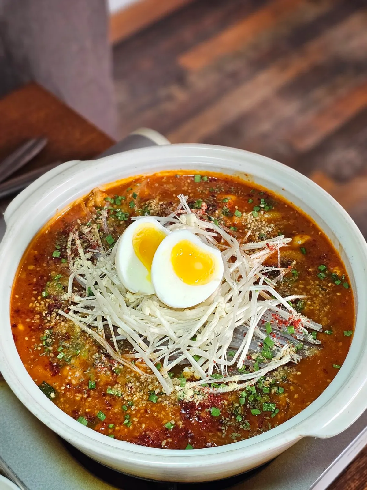 Medium-size tomato cheese chicken stew at Dongyang Baekban