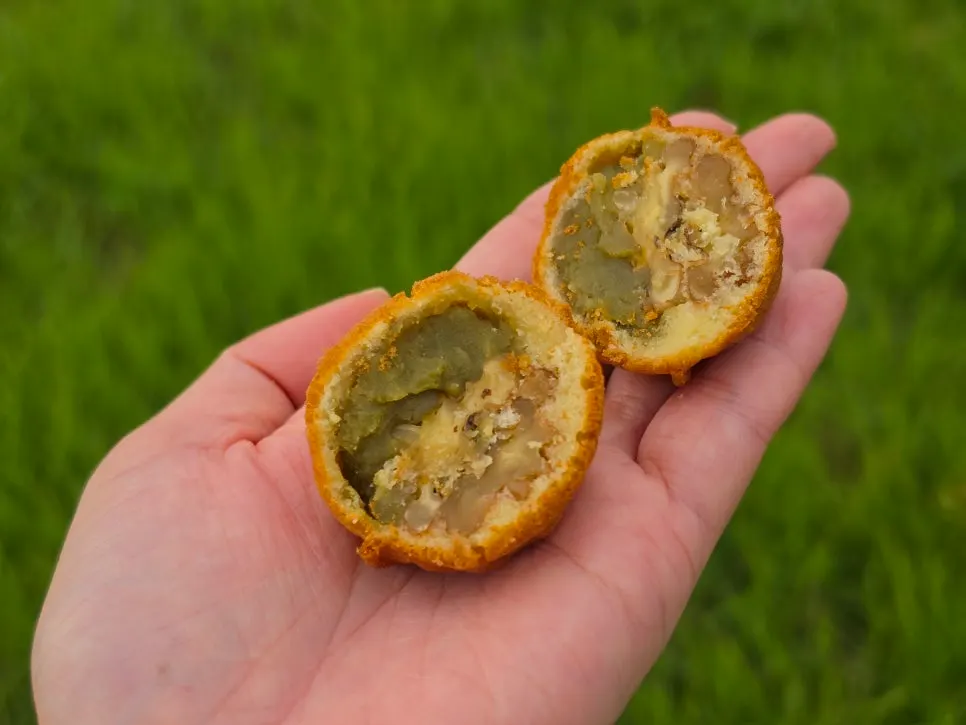 Matcha walnut pastry