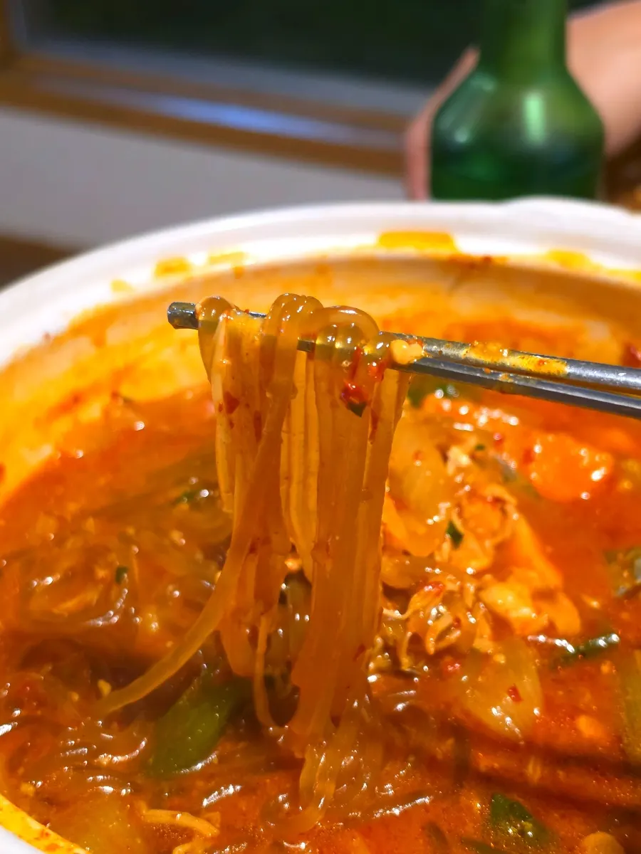 동양백반 수미 닭볶음탕 한 냄비