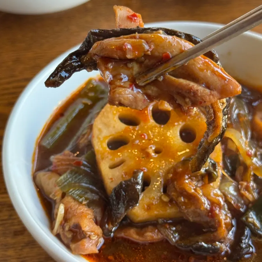 앞접시에 덜어낸 순살 오색야채찜닭