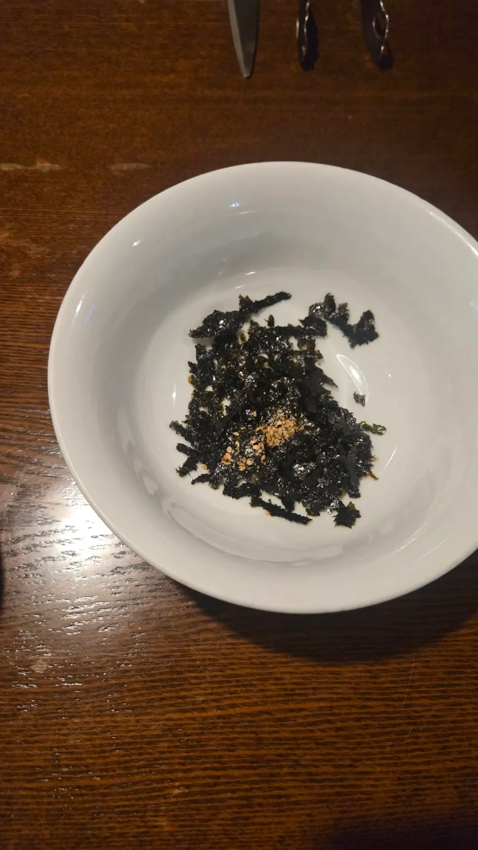 황리단길 동양백반 마당과 매장 풍경