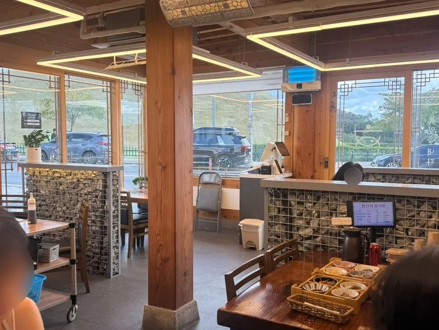 1st floor interior seating at Handa Sot Gyeongju