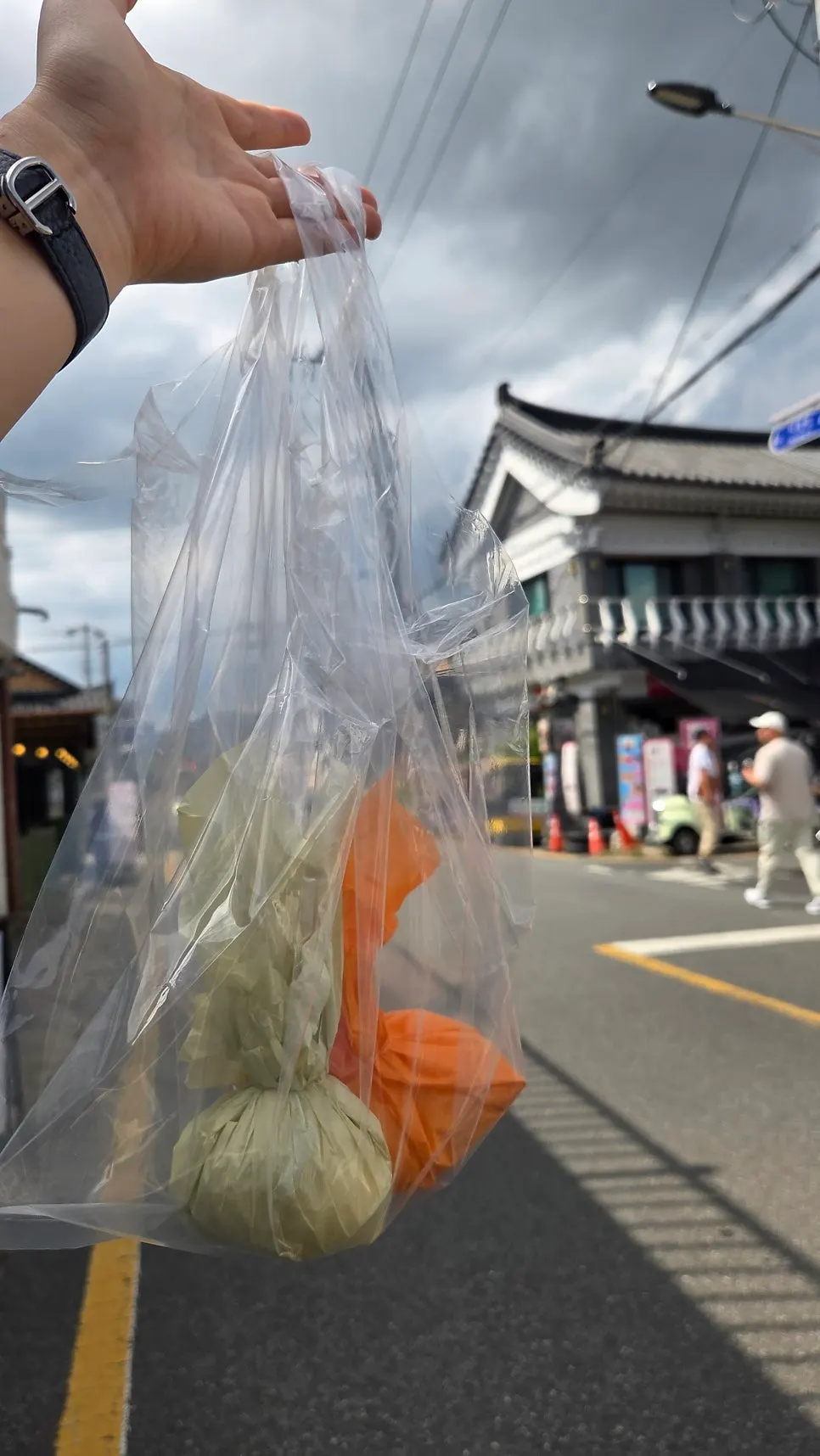 Fruit mochi wrapped in hanji paper