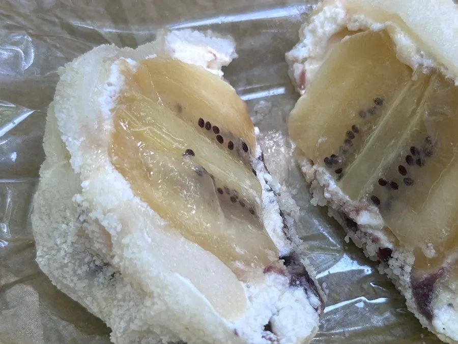 Comparing the fist-sized fruit mochi