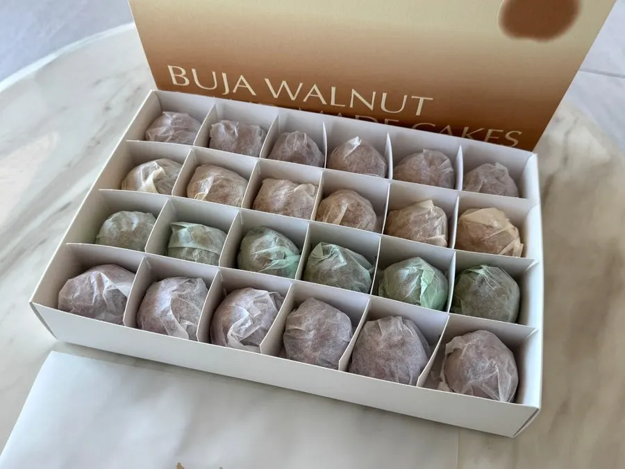 The 24-piece mix box containing all four flavors