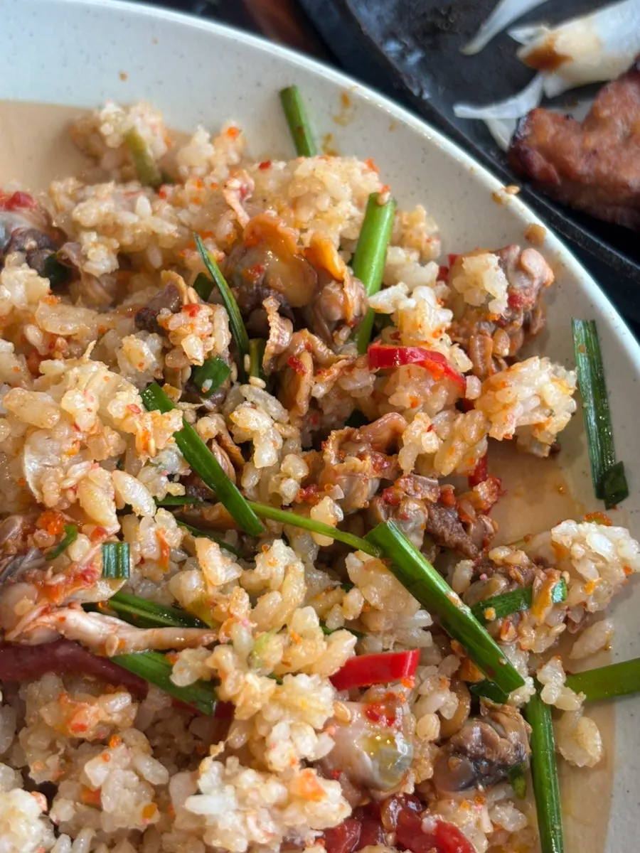 Beolgyo cockle salad with chives and flying-fish roe