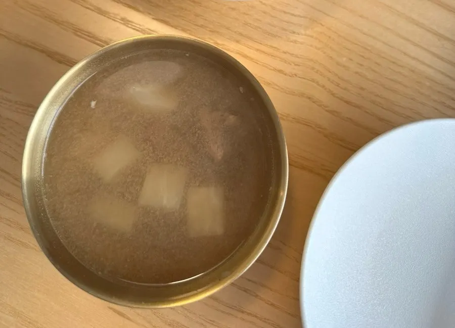 Crisp kimchi and radish soup banchan