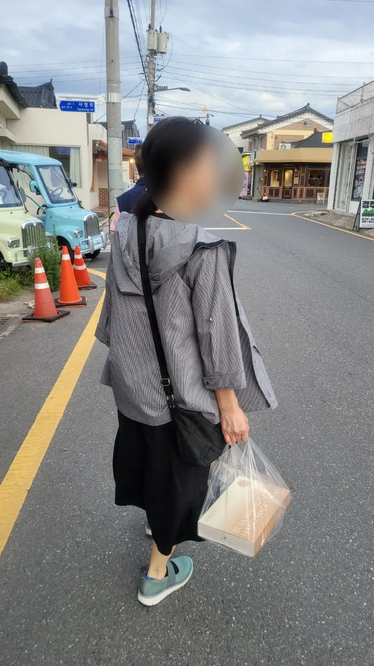 숙소에서 즐긴 부자호두와 커피