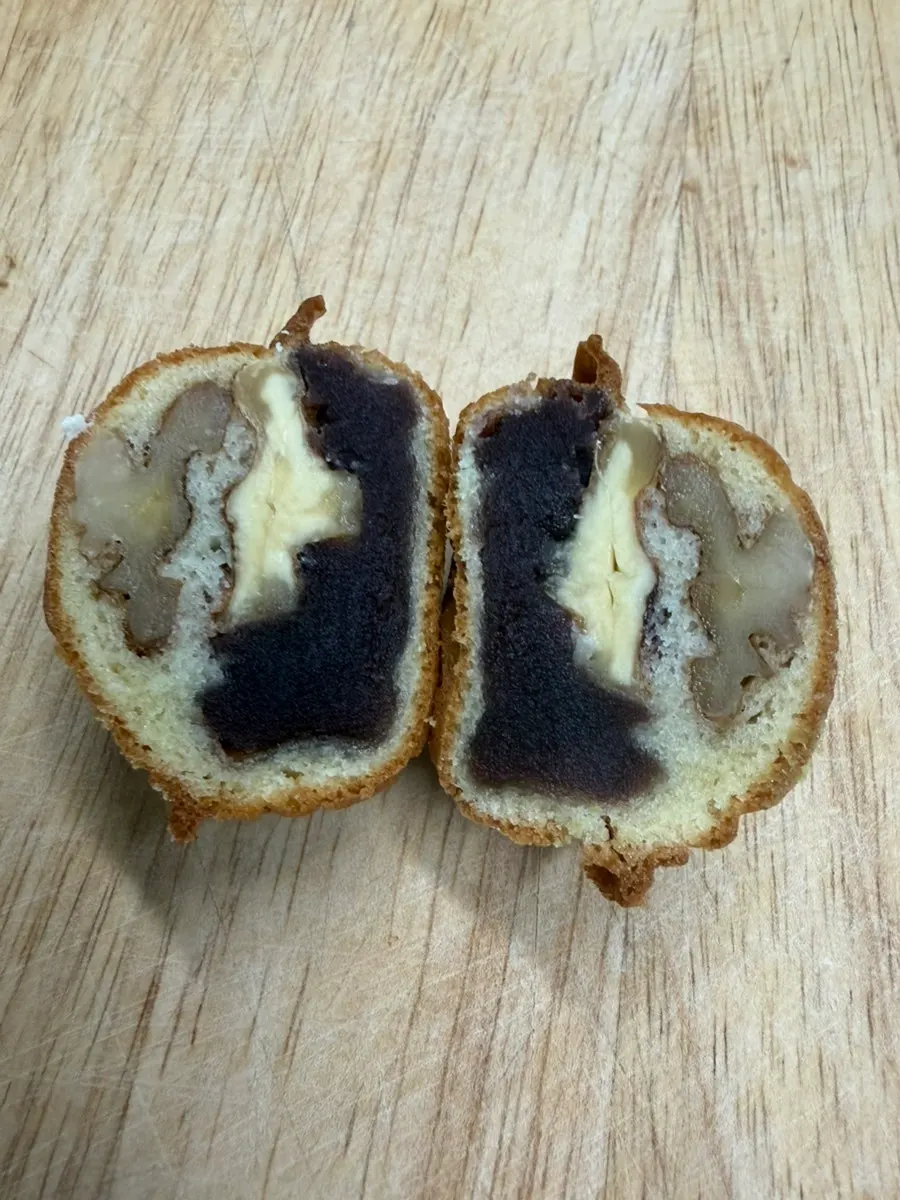 含整颗核桃的核桃点心内馅