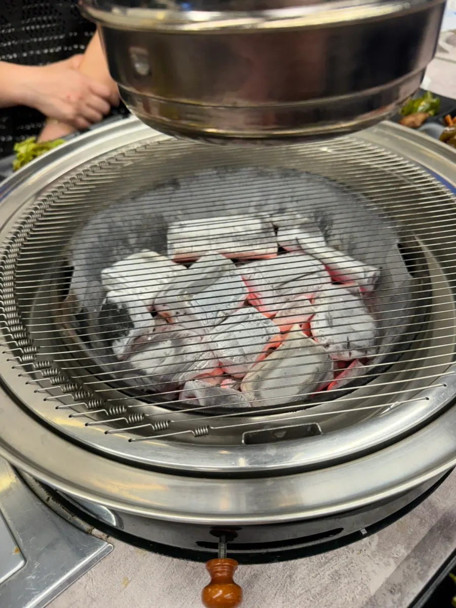 뒷고기 땡기재 기본찬 구성