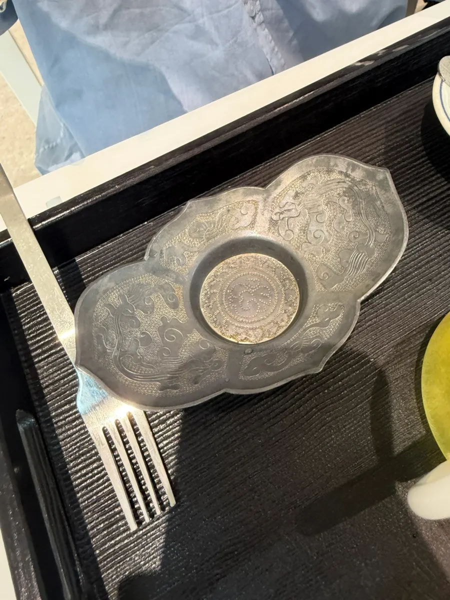 우전녹차 찻잔과 다과