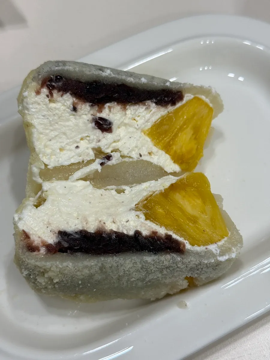 파인애플 크림 팥 모찌 단면