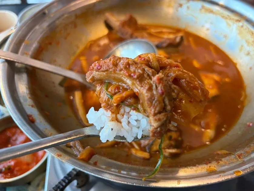 Rice with aged kimchi and pork back rib