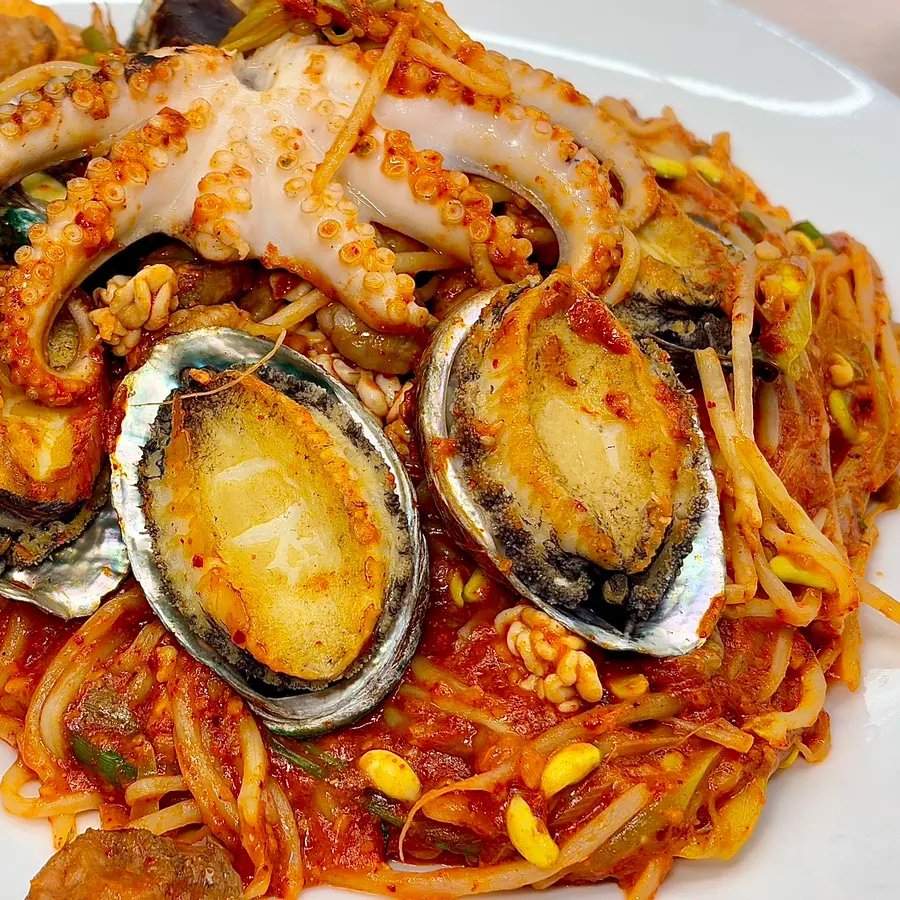 Plate of abalone seafood stew at Wando Cham Jeonbokjip