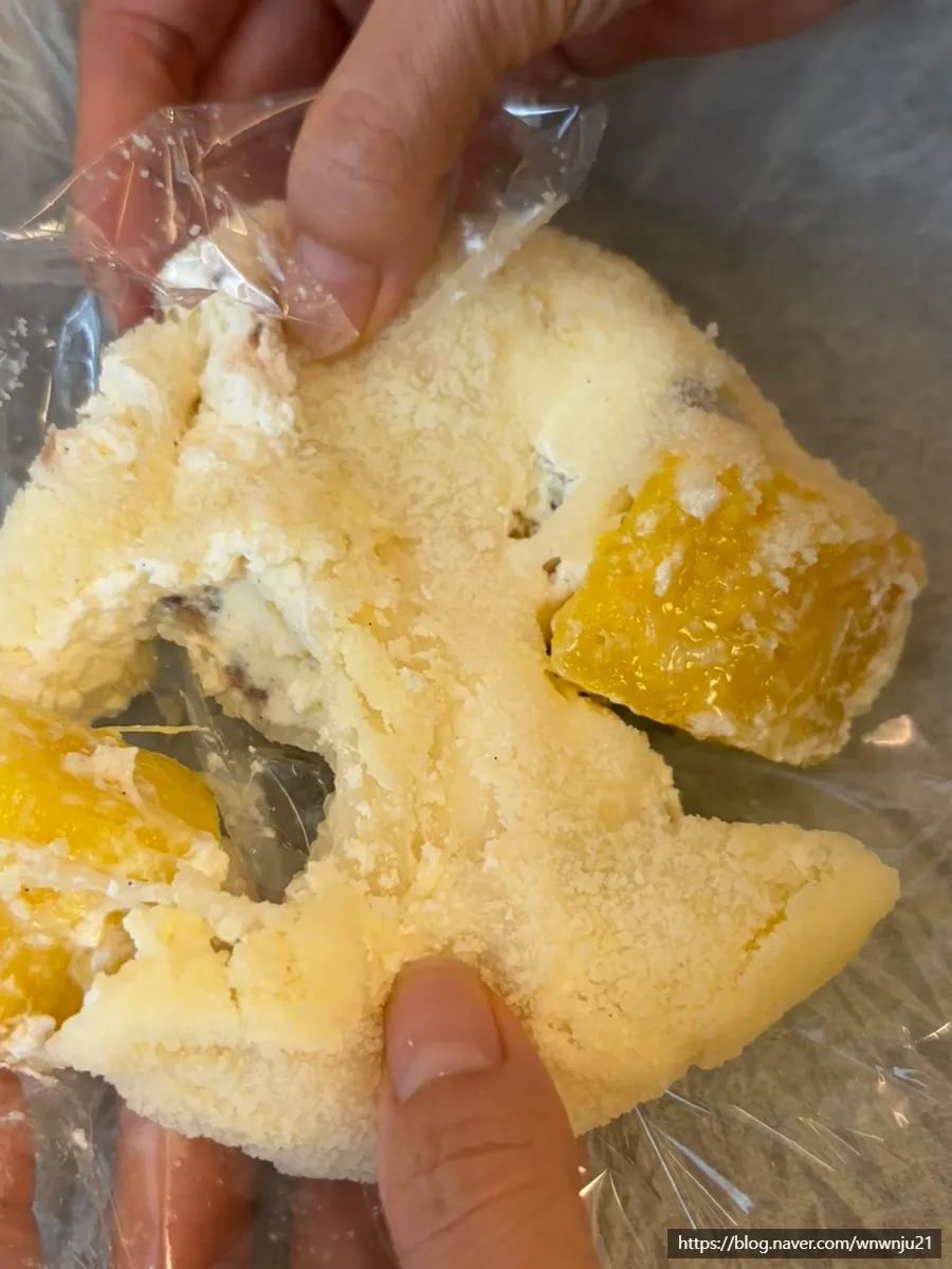 Packaged mochi placed on a bed