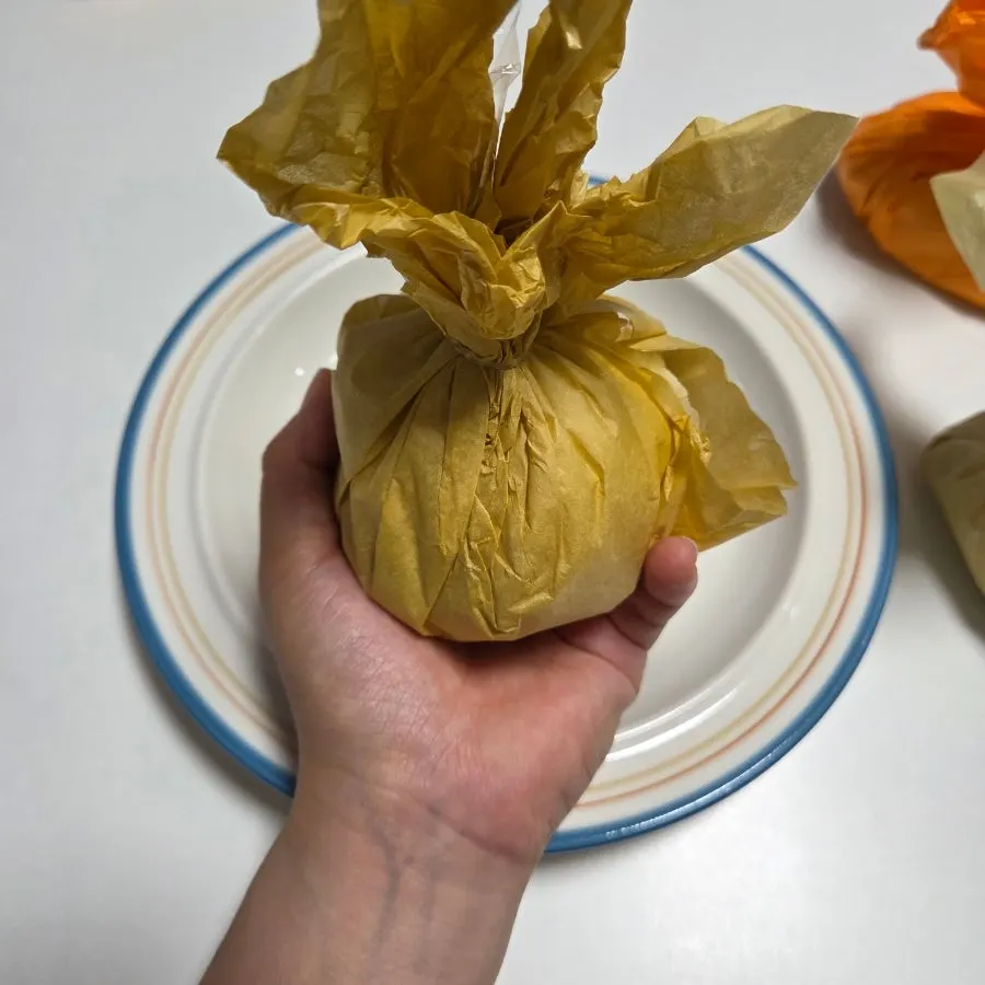 Large fruit bojagi mochi
